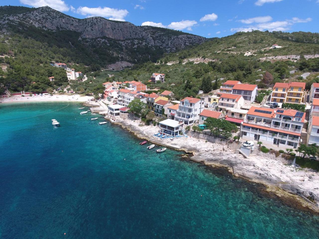 Luxury Bellavista Amazing Sea Holidays With Private Beach & Parking Milna  Exteriér fotografie