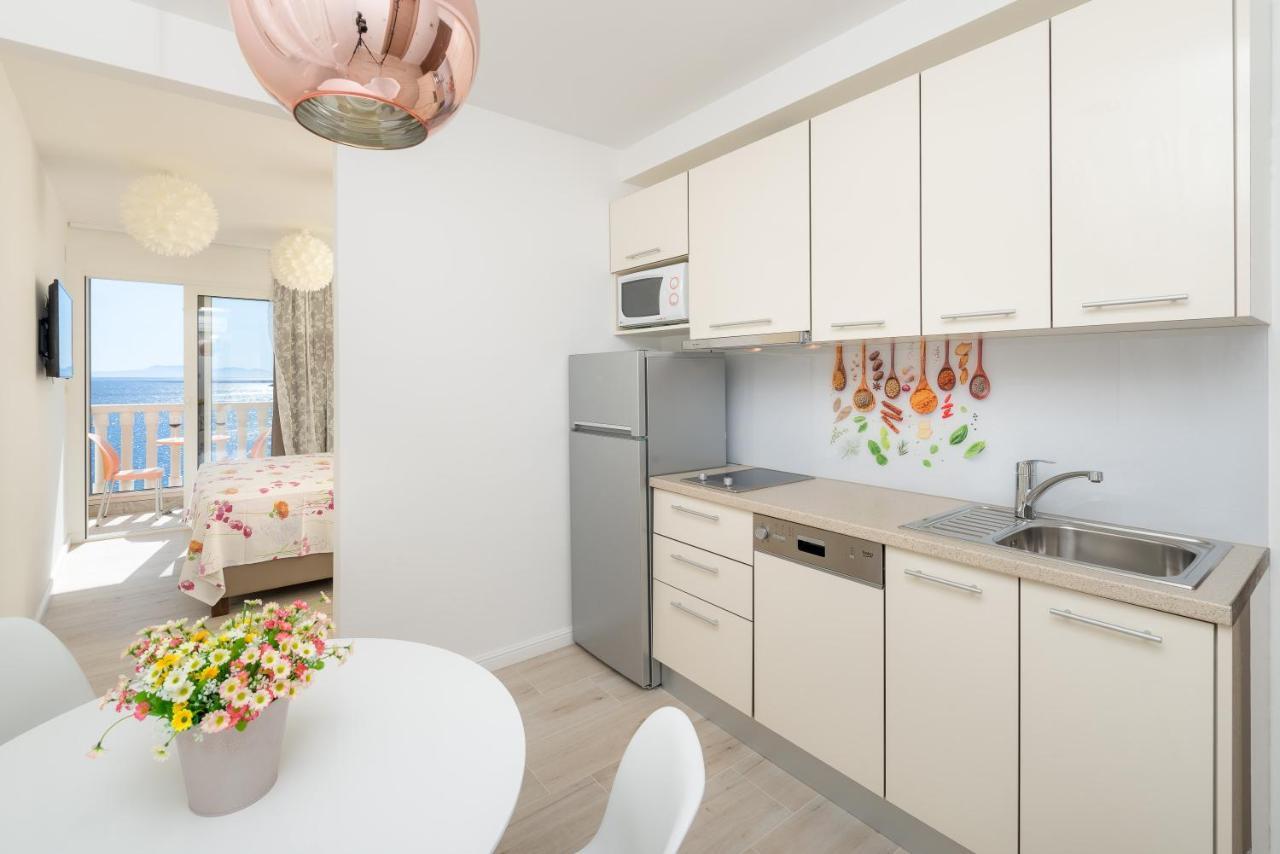 Luxury Bellavista Amazing Sea Holidays With Private Beach & Parking Milna  Exteriér fotografie