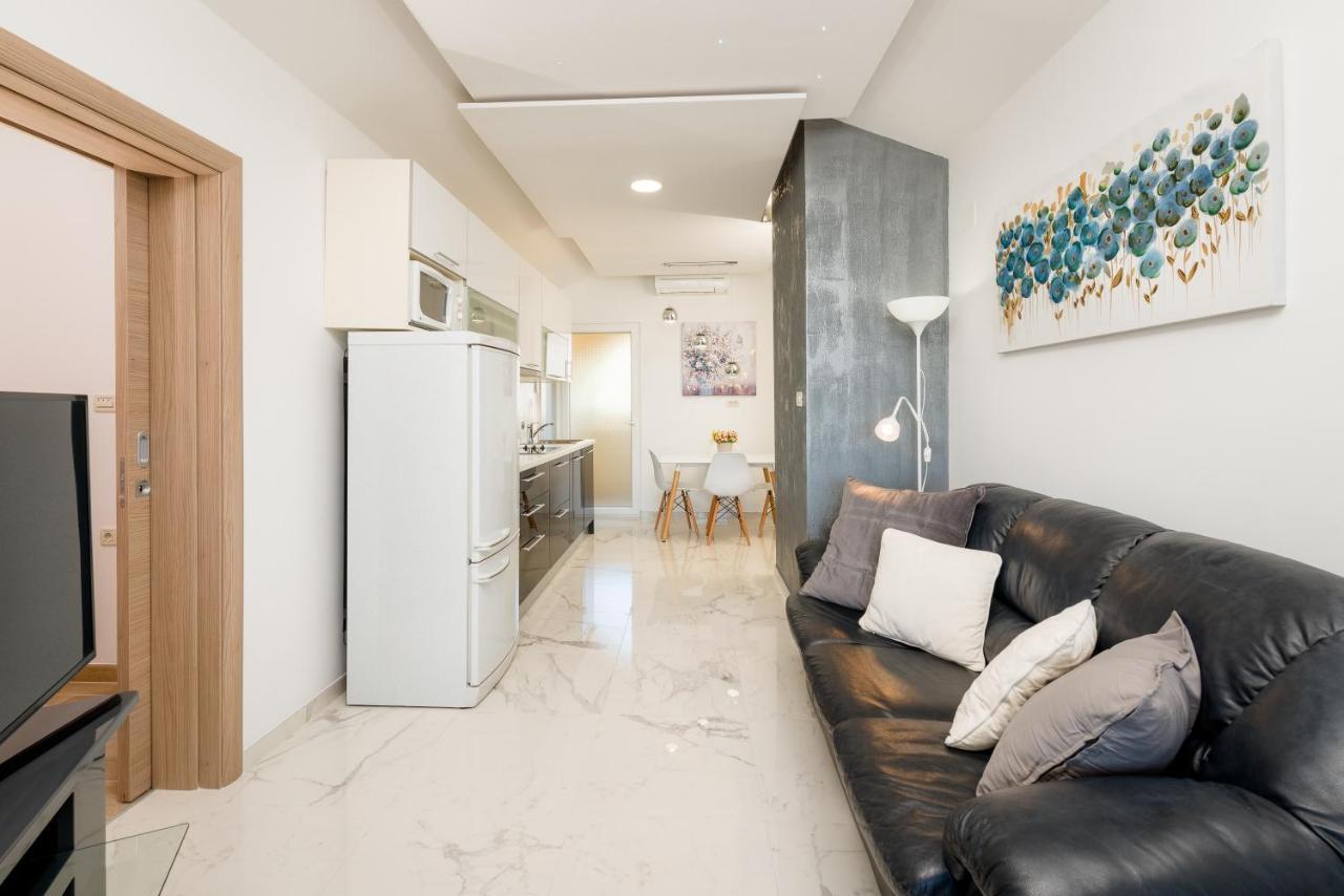 Luxury Bellavista Amazing Sea Holidays With Private Beach & Parking Milna  Exteriér fotografie
