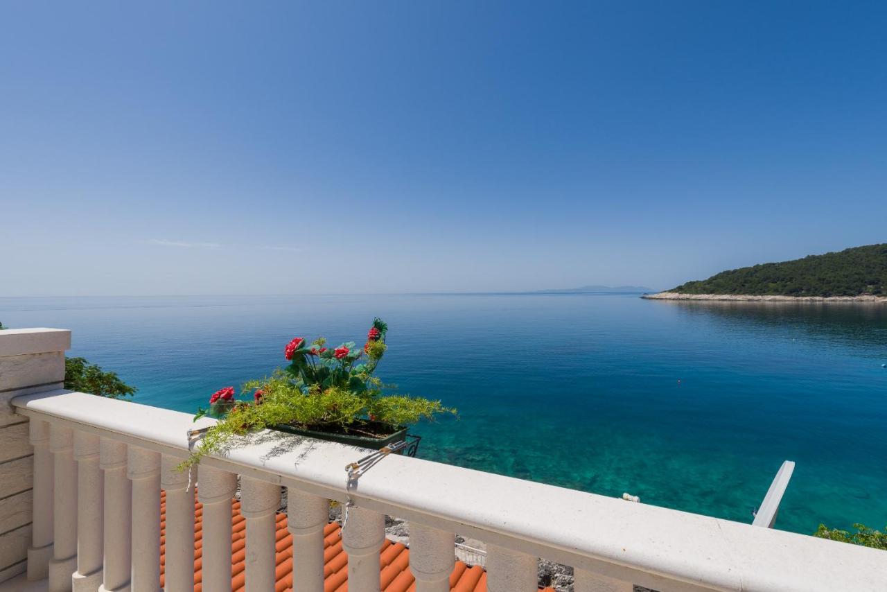 Luxury Bellavista Amazing Sea Holidays With Private Beach & Parking Milna  Exteriér fotografie