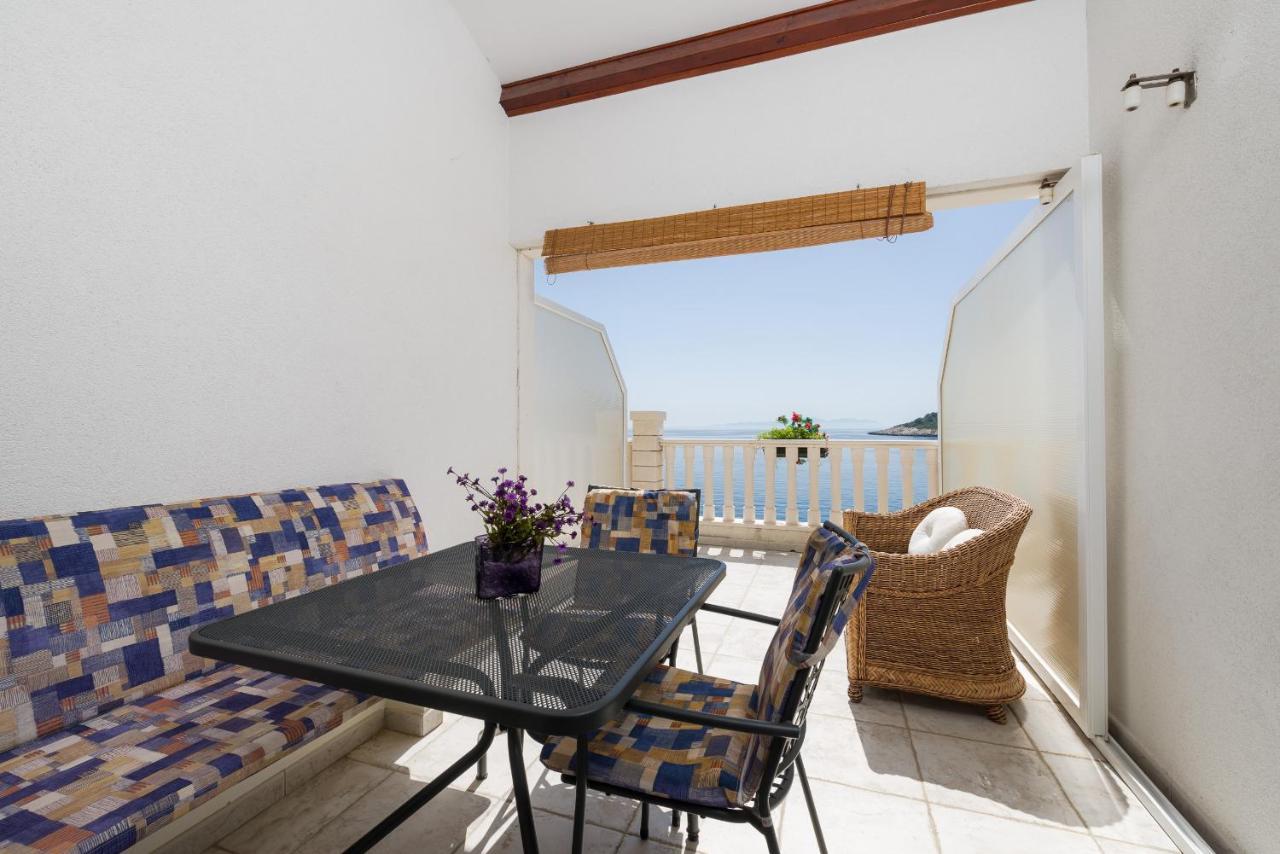 Luxury Bellavista Amazing Sea Holidays With Private Beach & Parking Milna  Exteriér fotografie