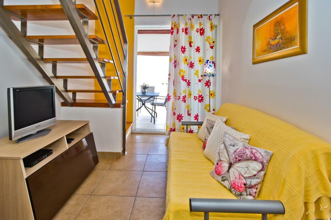 Luxury Bellavista Amazing Sea Holidays With Private Beach & Parking Milna  Exteriér fotografie