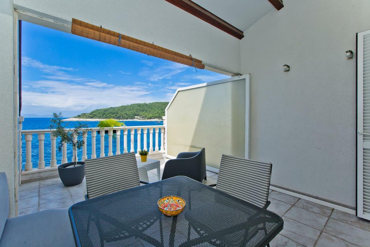 Luxury Bellavista Amazing Sea Holidays With Private Beach & Parking Milna  Exteriér fotografie