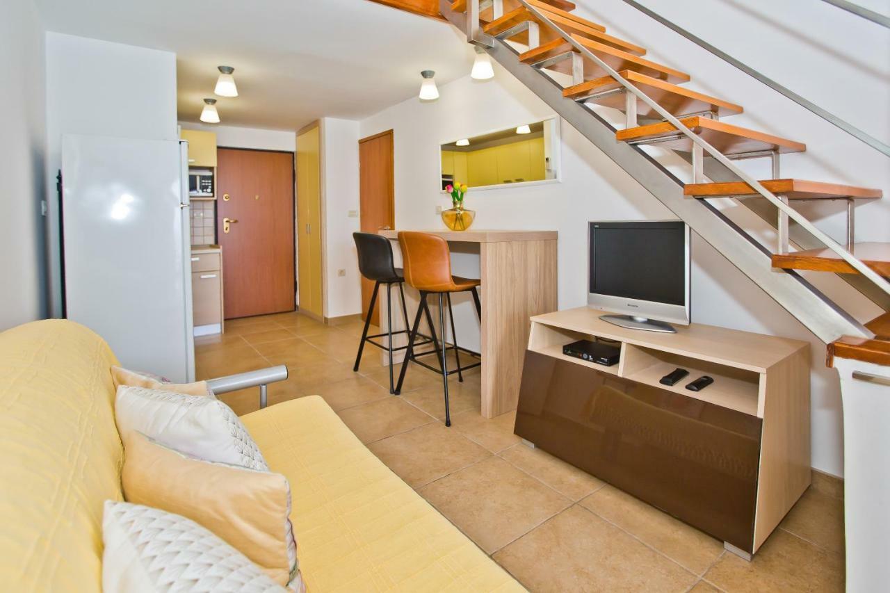 Luxury Bellavista Amazing Sea Holidays With Private Beach & Parking Milna  Exteriér fotografie