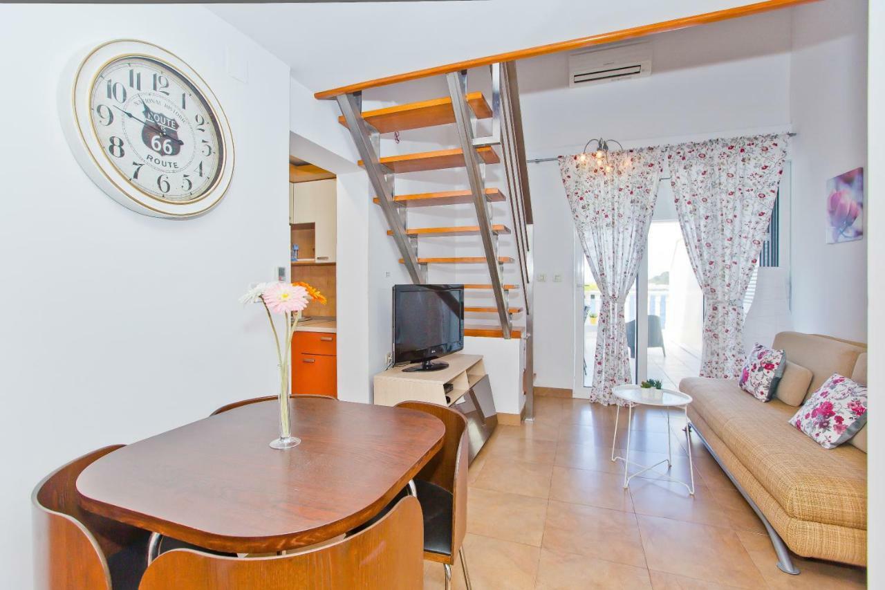 Luxury Bellavista Amazing Sea Holidays With Private Beach & Parking Milna  Exteriér fotografie